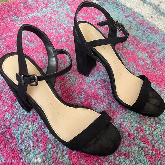 Gianni Bini Arleena Suede Black Block 